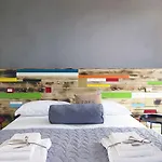 Casa Degli Artisti *